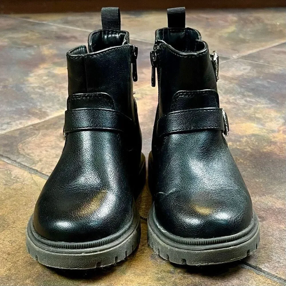 Cat & Jack Evie Lug Sole Black Ankle Boots 11